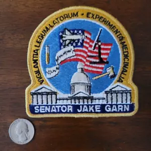 RARE PATCH NASA SPACE SHUTTLE SENATOR JAKE GARN - Picture 1 of 2