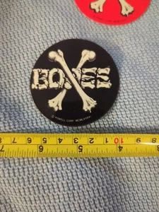 VTG 80s NOS POWELL PERALTA CROSS BONES OG BLACK STICKER. GLOW IN THE DARK. RARE. - Picture 1 of 4