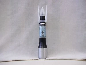 2012 FORD FOCUS FROSTED GLASS TOUCH UP PAINT P9 - Picture 1 of 5