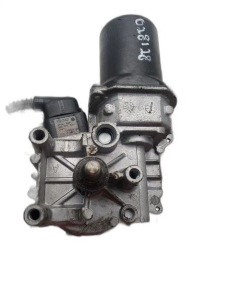 Мотор стеклоочистителя ветрового стекла седан подходит для 10-16 AUDI S4 1173997 - Изображение 1 из 4