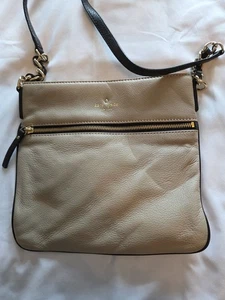 Kate Spade New York Cobble Hill Ellen Crossbody Bag in beige pebbled nie benutzt - Bild 1 von 10