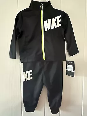 Nike Baby 2 Piece Full Zip Jacket Elastic Pant Set 12M Jogger Track Sweatsuit - Image 1 of 4