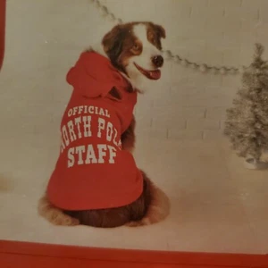 Hundepullover "Official North Pole Staff" Pullover Schlafanzug Gr. Medium - Bild 1 von 2