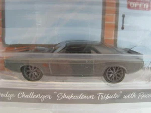 Dodge Challenger Shakedown Tribute mit Fahrerfigur Greenlight Maßstab 1:64 NEU - Picture 1 of 4