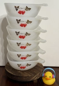 AGEE /CROWN  PYREX (Made in AUSTRALIA) Strawberry Fair Set of 6 Square Ramekins - Picture 1 of 6