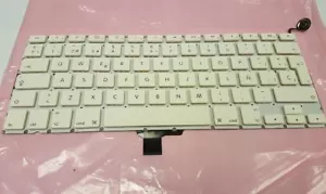 New Apple MacBook Unibody A1342 13" Spanish Keyboard SP Layout Español Teclado - Picture 1 of 3