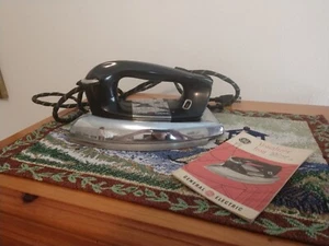 Vintage General Electric GE Visualizer Clothing Iron F33 with Instruction Manual - Picture 1 of 11