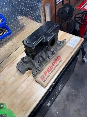 1986-95 Ford Mustang 5.0 Comp Breadbox intake with factory lower intake - Image 1 of 4