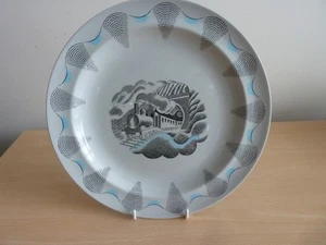SUPERB WEDGWOOD 9" PLATE TRAVEL DESIGN BY ERIC RAVILIOUS - Picture 1 of 4