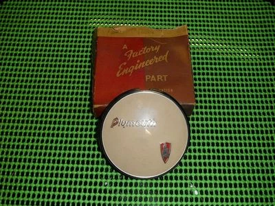 Plymouth Deluxe P11 P12 1941 nuevo de stock MoPar original botón cuerno adorno #862974  Foto 1 de 2