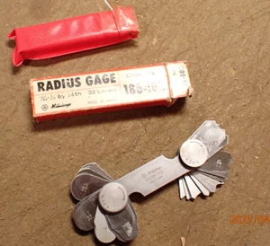 OLDER MITUTOYO RADIUS GAGE GAUGE SET WITH CASE AND BOX MACHINIST TOOL - Picture 1 of 5