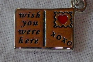 925 SILVER UNBRAND DANGLE "WISH YOU WERE HERE" POSTCARD PARIS EUROPE BEAD CHARM  - Picture 1 of 3