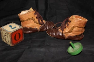 Antique Victorian Tan and brown Leather Shoes  Child Toddler . #4 - Picture 1 of 3