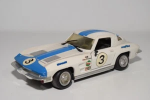 B14 1:24 REVELL CHEVROLET CORVETTE STINGRAY RALLY EXCELLENT CONDITION - Imagen 1 de 9
