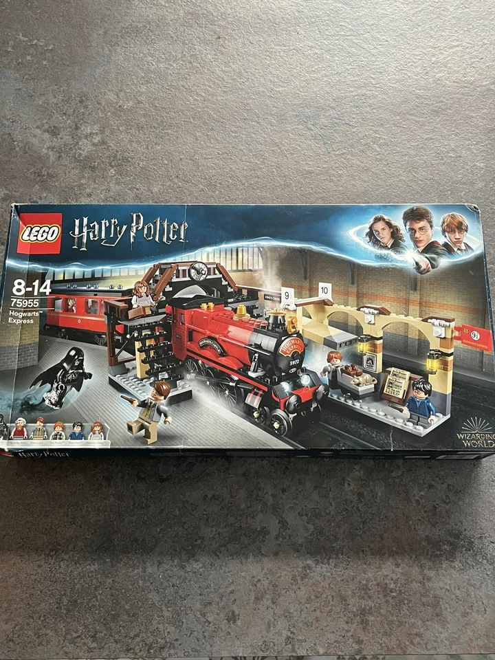 LEGO Harry Potter - 75955 - Hogwarts Express - New, Sealed, Retired. - Image 1 of 4