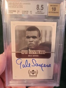 GALE SAYERS 1999 UD Upper Deck Century Legends Epic Signatures Auto BGS 8.5/10