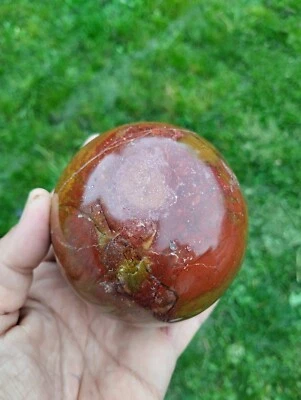 Jaspe Rouge Forme Sphère Pierre Naturelle  - Photo 1/4