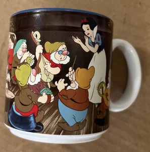 Vintage Disney Mug Snow White and the Seven Dwarfs Coffee Tea Mug Made In Japan - Picture 1 of 15