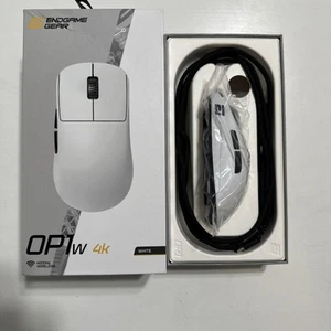 ENDGAME GEAR OP1w 4k Gaming Mouse - White - Afbeelding 1 van 3