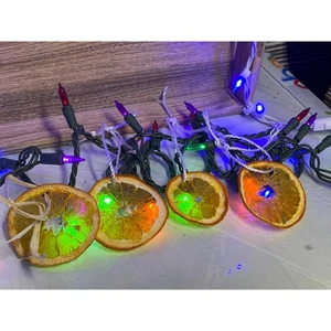 4 geschnittene orange Weihnachtsschmuck! Duftend und natürlich schön. - Bild 1 von 3