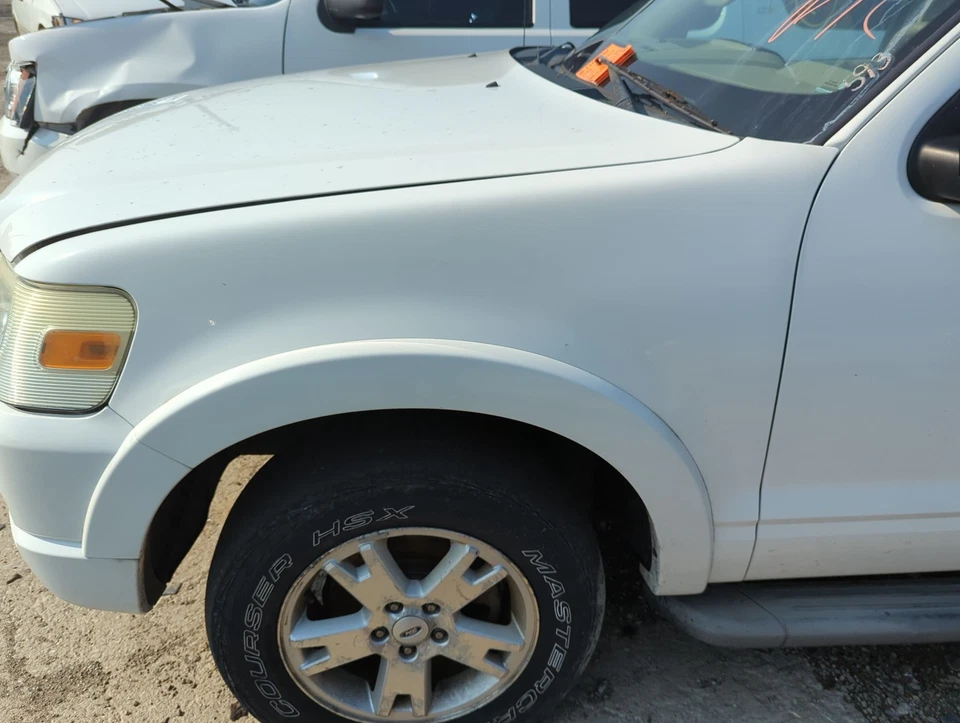 2006-2010 Ford Explorer Driver Fender F4YEA - Image 1 of 1