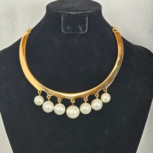 Kenneth Jay Lane Gold-Tone Statement Necklace W/ Faux Pearl Accents 16.5 Inches - Picture 1 of 5