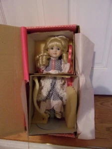 Paradise Galleries Premier Edition Bo-Peep 14 in Porcelain Doll in Box 991-B - Picture 1 of 2