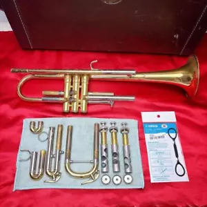 YAMAHA Custom YTR-800G Trumpet - Picture 1 of 7