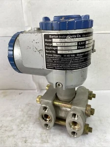 Barton Instruments FHCF33V4ADCYYAA Transmitter FHCF-33V4-ADCYY - Picture 1 of 16