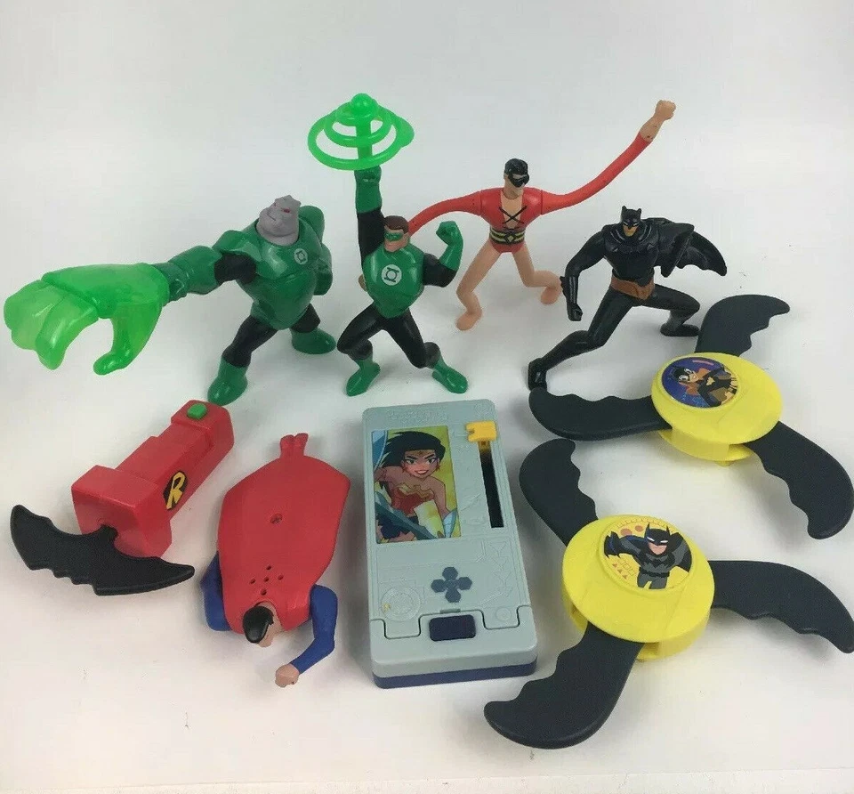 Lote de 9 figuras y gadgets de superhéroes de McDonald’s Happy Meal DC Comics coleccionables Foto 1 de 4