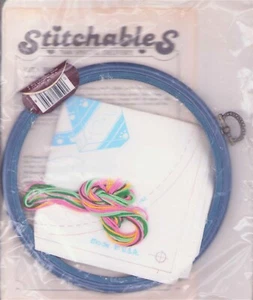 Dimensions Crewel Embroidery KIT frame floss fabric Bear RARE - Picture 1 of 2