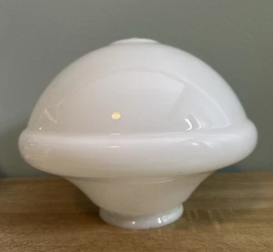 Plafoniera vintage Art Deco disco volante ghianda vetro bianco globo paralume attacco 4" - Foto 1 di 12