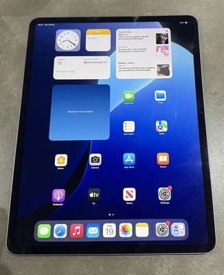 Apple iPad Air 13” (2024) – M2, 128GB, Wi-Fi, Silver - Image 1 of 4