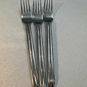(3) REED & BARTON SELECT FORKS 18/10 STAINLESS - 8 in - Picture 1 of 7