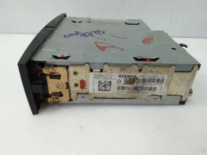 8200633637 audio system cd radio for RENAULT MEGANE II BERLINA 5P 2002 1461084 - Picture 1 of 8