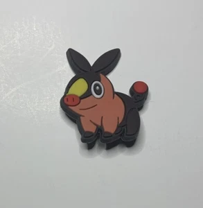 Charm Tepig Pokemon scarpa crocs - Foto 1 di 1