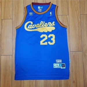 Camiseta Rara Lebron James Cleveland Cavaliers - Adidas XL "Clásicos de Madera Dura" - Imagen 1 de 10