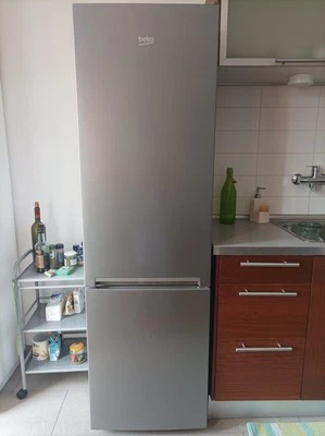 Beko Frigorifero Combinato No Frost 560 Litri Classe D - RCNE560E60ZHXBN - Immagine 1 di 4