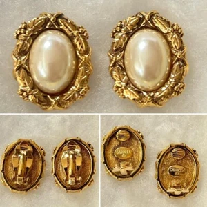 Carol Lee Clip (Signed) Earrings Faux Iridescent Pearl Gold-Tone! Rare! 0425-8 - Picture 1 of 1