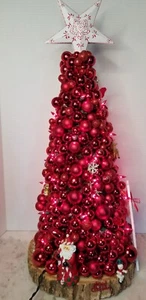 Vintage-Inspired Handmade Tabletop Ornament Christmas Tree Holiday Decor - Picture 1 of 9
