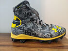 Crampons homme Under Armour Alter Ego Batman Clutchfit Highlight taille 2,5 Y