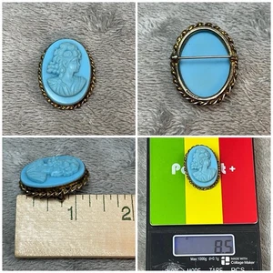 Vtg Blue Glass Cameo High Relief BROOCH In Sterling Silver !! - Picture 1 of 7