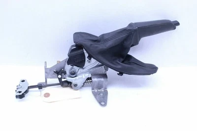 BMW M3 2008-2013 arranque de manija de freno de emergencia de estacionamiento OEM usado Foto 1 de 4