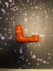 Vintage MOTU Multi Bot Right ARM Hand Original 1986 Figur Red Body Part Piece - Bild 1 von 5