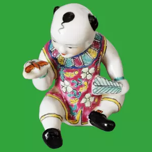 statuette sculpture porcelaine polychrome enfant avec papillon céramique chine - Foto 1 di 11