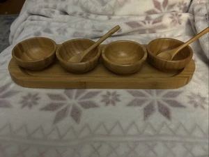 Pampered Chef Bambus kleine Snack-/Dipschalen 4er Set mit Löffeln und Tablett - Bild 1 von 12