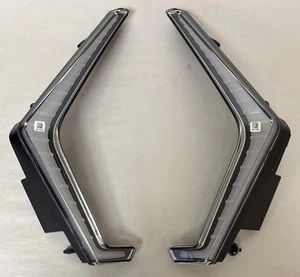 2025 Polaris RZR OEM LED Grille Accent Fang Lights, L/R #2417278 2417279 #M1354 - Picture 1 of 17