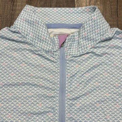 Top Peter Millar para mujer pequeño corona de golf estampado AOP ligero elástico 1/4 cremallera Foto 1 de 4