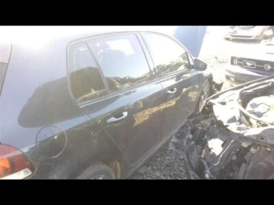 Used Rear Right Door Assembly Rear Side fits: 2013 Volkswagen Golf gti exc. City Foto 1 de 4