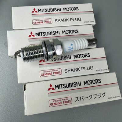 Bujía OEM para Mitsubishi Lancer Outlander L4 2,4 L MITSUBISHI 4 PIEZAS MD313442 Foto 1 de 4